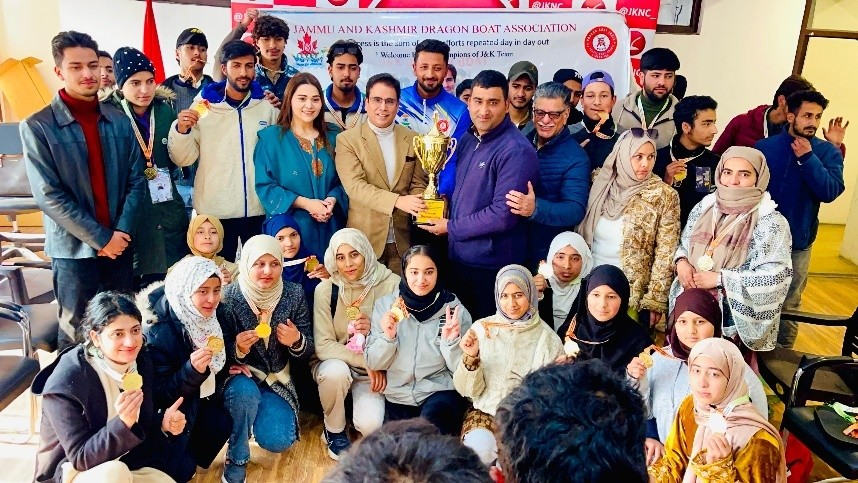 Tanvir Sadiq hails stellar performance of JK Athletes at National Dragon Boat Championship