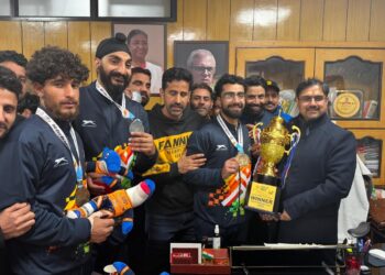 Satish Sharma felicitates Khelo India Beach Games 2026 medal winners