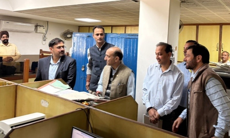 Satish Sharma inspects departmental offices on opening day of Darbar Move