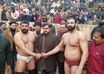 Satish Sharma attends Dangal competition at Gharattal; reaffirms govt’s commitment to promote traditional sports
