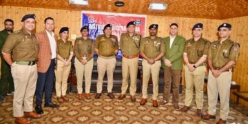 Srinagar Police bids farewell to four outgoing officers