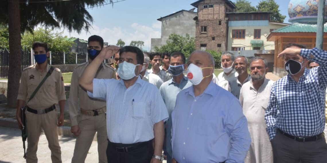 Commissioner SMC tours city areas, takes stock of public grievances