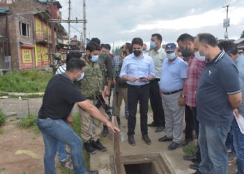 Commissioner SMC  conducts city tour, reviews different civil works