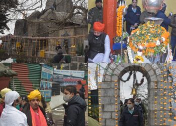 Mayor Srinagar visits Shankaracharya Temple, participates  in  Mahashivratri gathering.