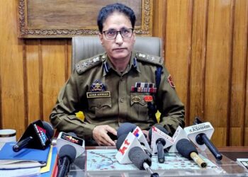 Staggered school timings proposed to tackle Srinagar’s peak-hour traffic congestion