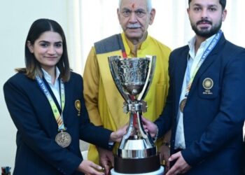 LG Sinha meets Int’l Roll Ball players  Suvidha Sarin, Hiteshwar Singh