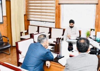 Jal Shakti Minister reviews CAPEX works in Kashmir Div