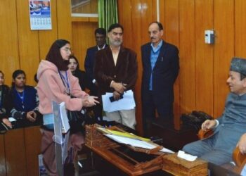 Students from far flung areas of district Doda call on Speaker JKLA