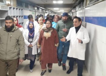 Sakeena Itoo conducts surprise inspection of LD Hospital, assesses healthcare facilities in Srinagar
