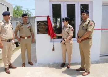 Sarah Rizvi DIG, IRP Range Jammu visits Battalion Hqrs, interacts with officers & Jawans