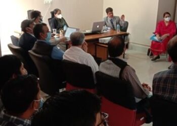 Sarita Chauhan reviews functioning of Labour Deptt in Jammu