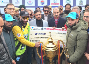 Satish Sharma applauds BIG JKPL for promoting youth, sports in J&K