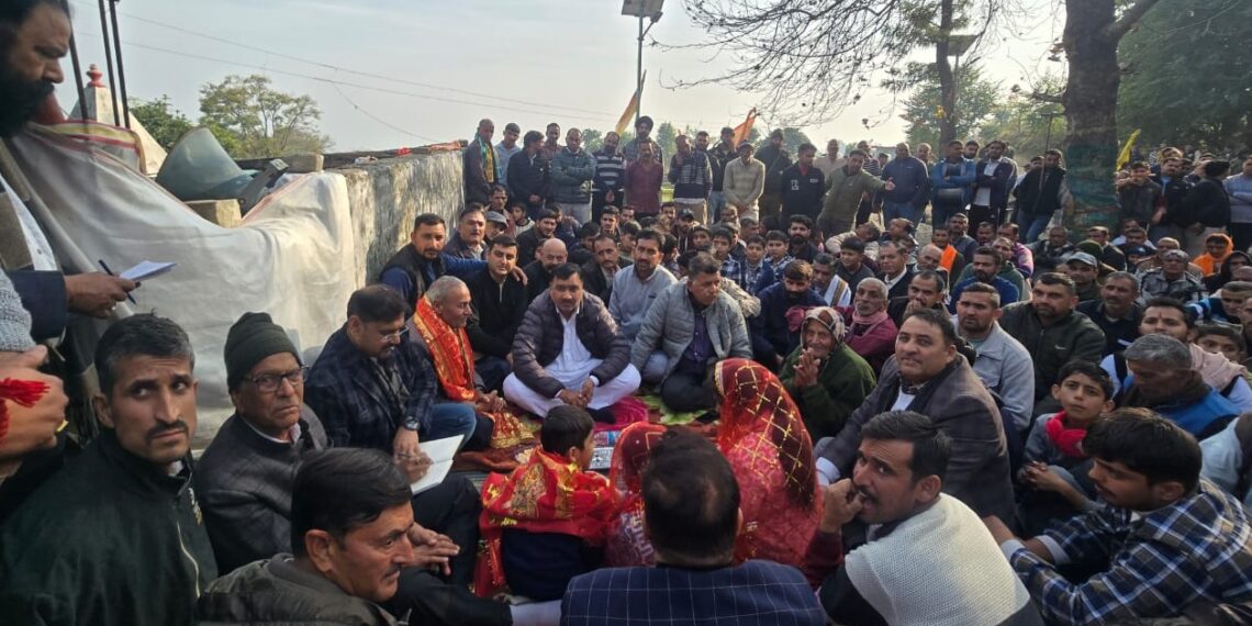 *Satish Sharma holds public outreach programme in Chowki Choura; reviews development works, public issues*