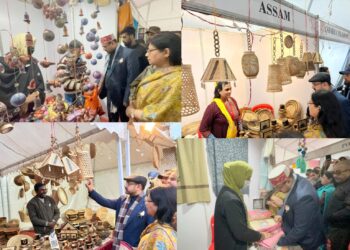 Satish Sharma visits SARAS Aajeevika Mela; lauds SHGs role in women empowerment