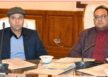 Saurabh Bhagat inaugurates awareness prog on PM-KUSUM, Rooftop Solar schemes at Kulgam