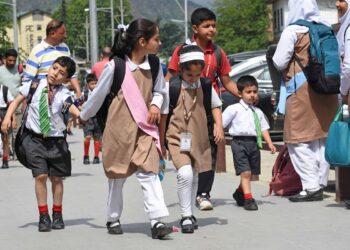 Schools Reopen Across Kashmir After 21-Day Summer Break