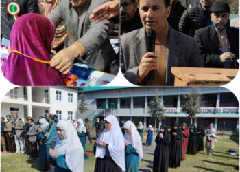 Schools reopen in Kashmir Valley after Winter Vacations