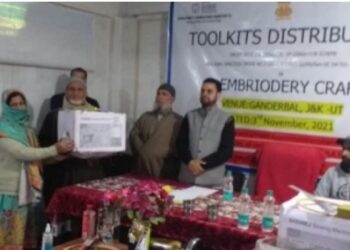 HCS distributes Improved Toolkits among embroidery Artisans at G’bal