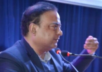 Secy Cooperative visits Cooperative Complex Bantalab