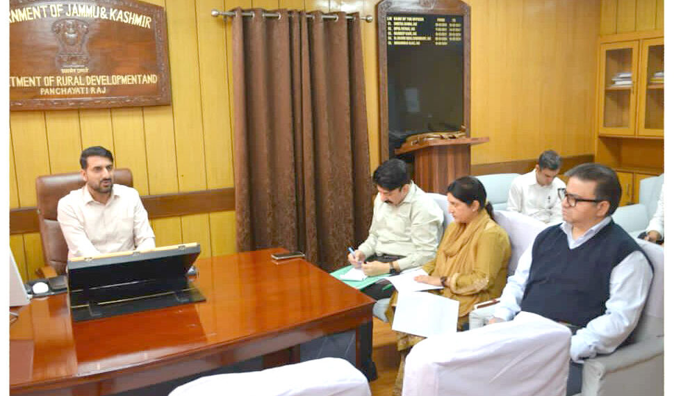 Secy RDD reviews draft DPR for ‘Viksit Village’ initiative in J&K