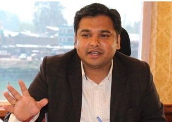 Secy Revenue reviews functioning of Registration Deptt