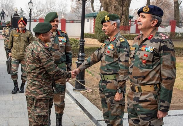 Kashmir on High Alert: Security Ramped Up Post-Delhi Blast; Northern Army Commander Inspects Forward Ops.