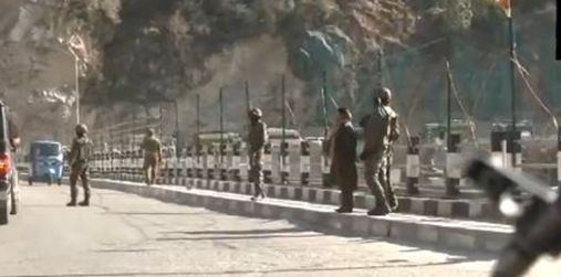 Security tightened in Jammu- Srinagar highway ahead of R-Day