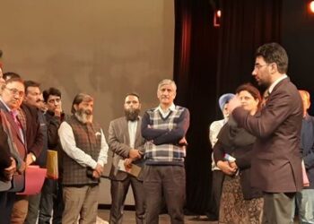 Secy Culture visits JKAACL, Abhinav Theatre