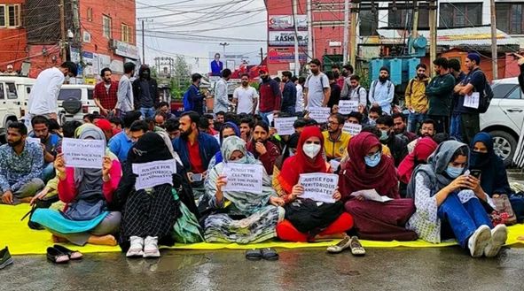 Selected Finance Accounts Assistant (FAA) candidates stage protest in Srinagar
