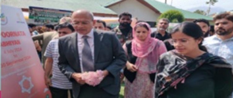Anurag Goyal launches Sampoornata Abhiyan in Kupwara