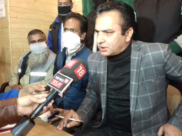 Panchayat Conference to contest all DDC seats, won’t not allow politicians to enter in PRIs: Shafiq Mir