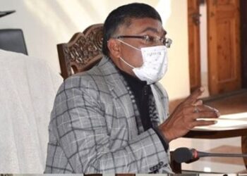 Pr Secy reviews implementation of dev schemes in Ang