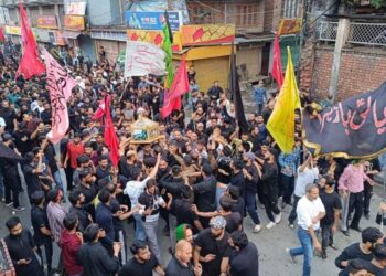 Sectarian Harmony on display: Police, Locals, NGOs serve refreshments to Shia mourners on 8th Muharram