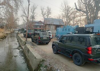 3 LeT militants killed in Shopian encounter : Police