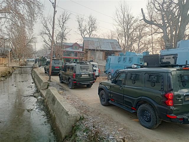 3 LeT militants killed in Shopian encounter : Police