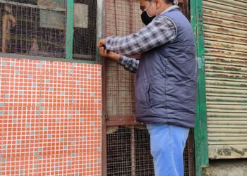 2 shops sealed for violation of COVID-19 guidelines in Bandipora