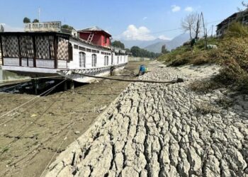 Kashmir at a Turning Point: Shrinking Glaciers, Struggling Lakes And a New Wave of Environmental Action