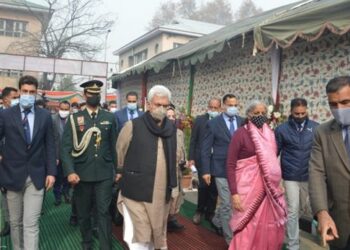 Union Fin Minister Sitharaman, LG Sinha inaugurate new Aayakar Bhawan cum residential complex at Srinagar