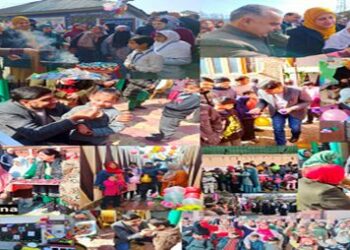 Students receive grand welcome on their Ist day to school after Winter Vacations in Srinagar
