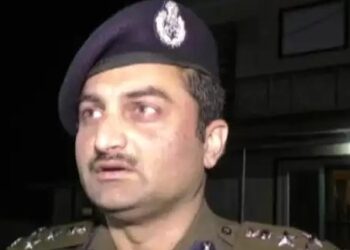 2 foreigners among 3 LeT militants killed in Sopore gunfight, major threat averted : DIG North Kashmir