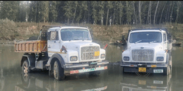 Two Tippers Seized for Illegal Mineral Extraction in Hatiwara: Police