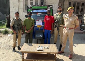 Police solves theft case in Budgam; Two arrested, stolen property recovered