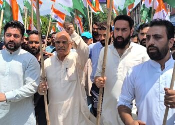 Tiranga rallies across Srinagar reinforce spirit of patriotism and national unity: Ashok Koul