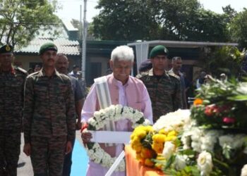 LG Sinha Pays Homage to Martyred Army Officer
