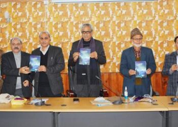 ‘U Turn’ of Gauri Shankar Raina released at Srinagar