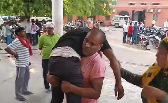 54 Dead, 400 Hospitalised In 72 Hours At UP District Hospital Due To ‘Severe Heat’