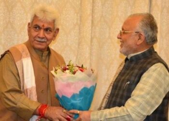 UP Minister Suresh Kumar Khnna calls on LG at Raj Bhawan Srinagar