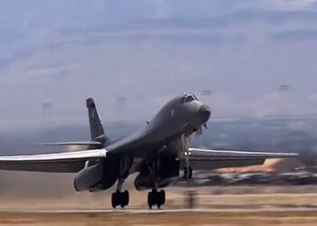 US B-1 Lancer bombers participate in spring storm exercise