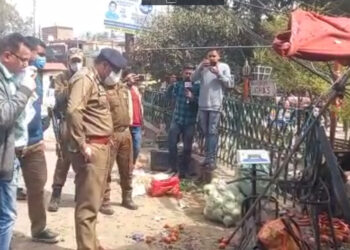 1 killed, 13 injured in blast outside distt court complex in Udhampur town: Officials