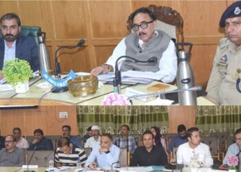 Union Minister for Heavy Industries, Public Enterprises visits Pulwama